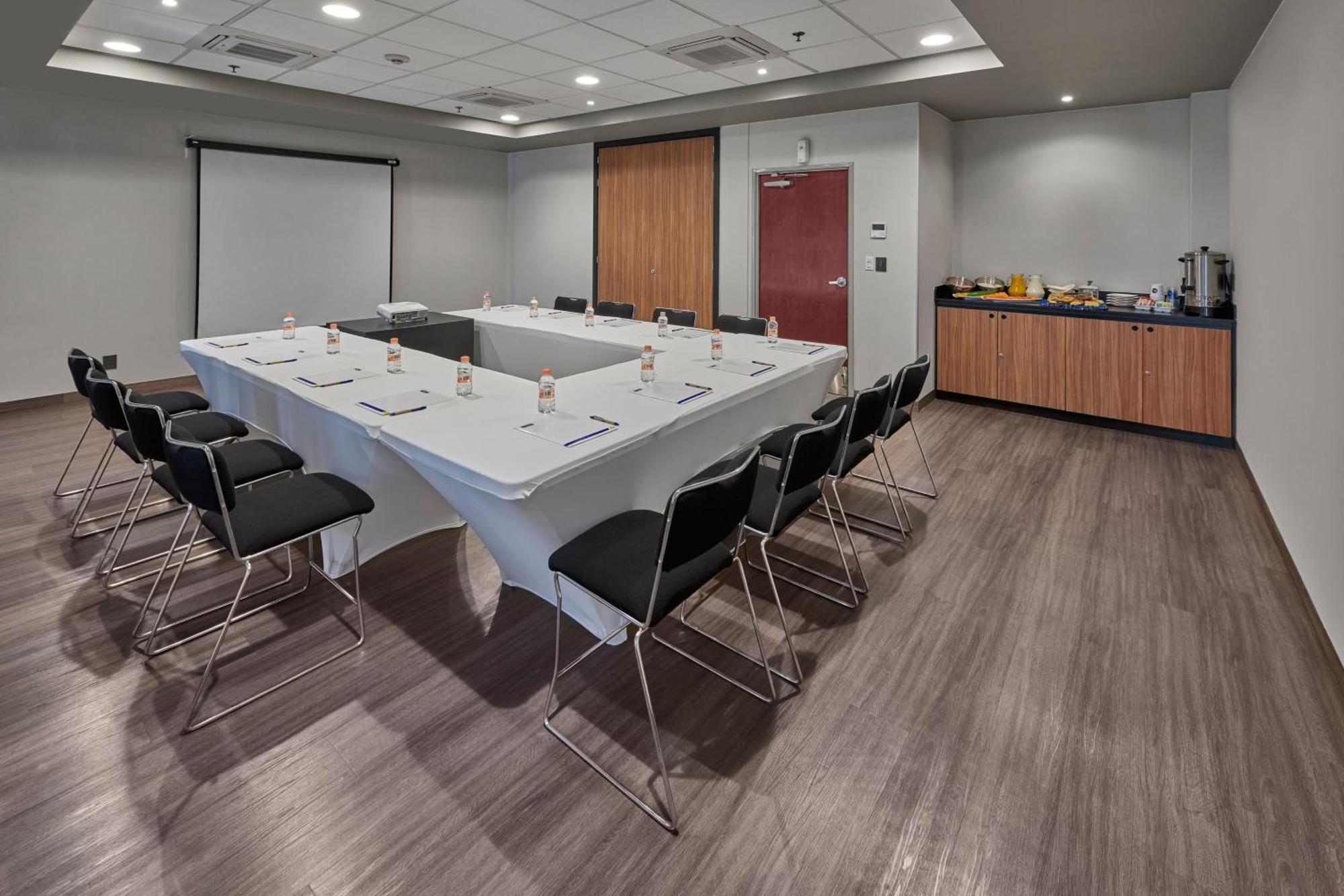 City Express By Marriott Caborca Heroica Caborca المظهر الخارجي الصورة