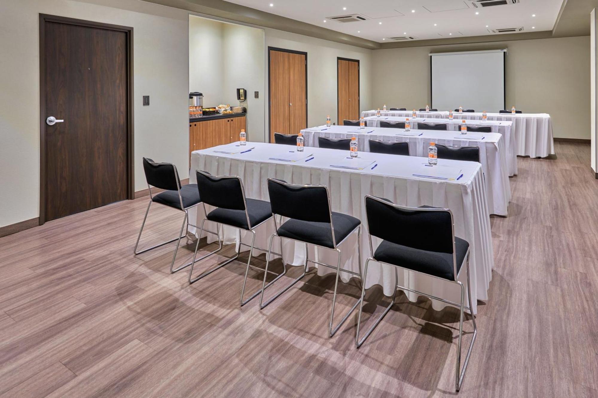 City Express By Marriott Caborca Heroica Caborca المظهر الخارجي الصورة