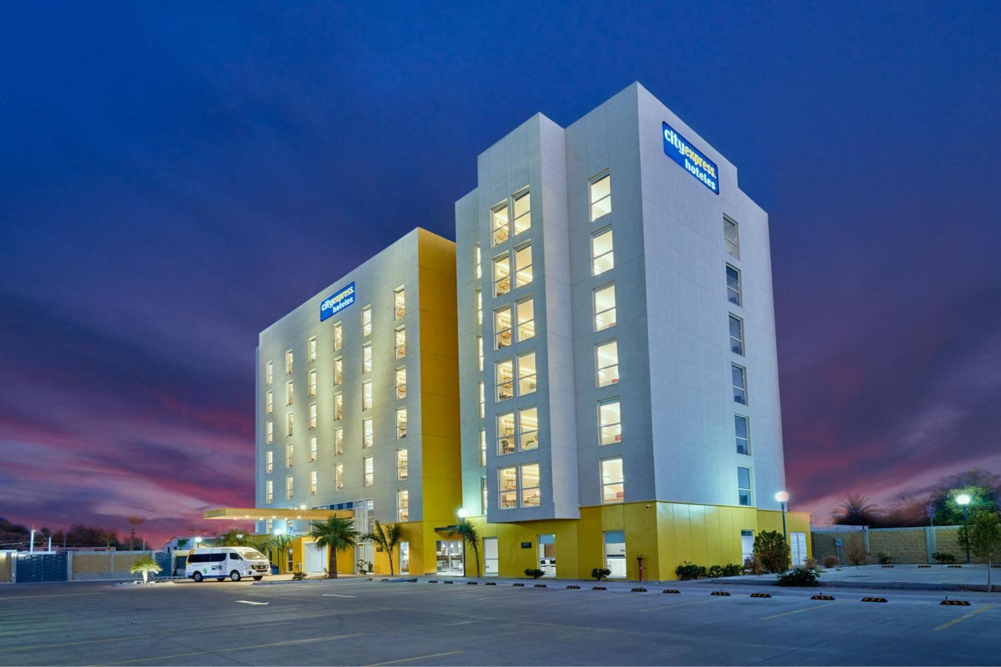 City Express By Marriott Caborca Heroica Caborca المظهر الخارجي الصورة